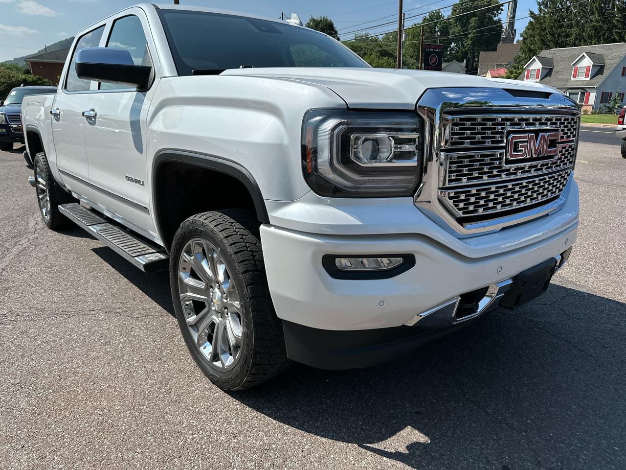 GMC Sierra 1500 Denali Crew Cab 4WD SWB 2018