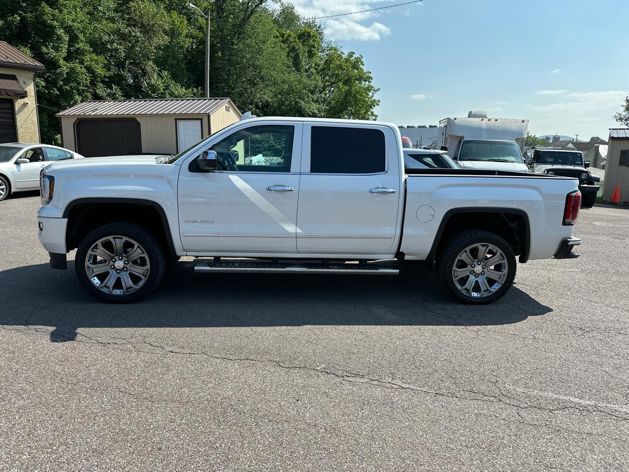 GMC Sierra 1500 Denali Crew Cab 4WD SWB 2018