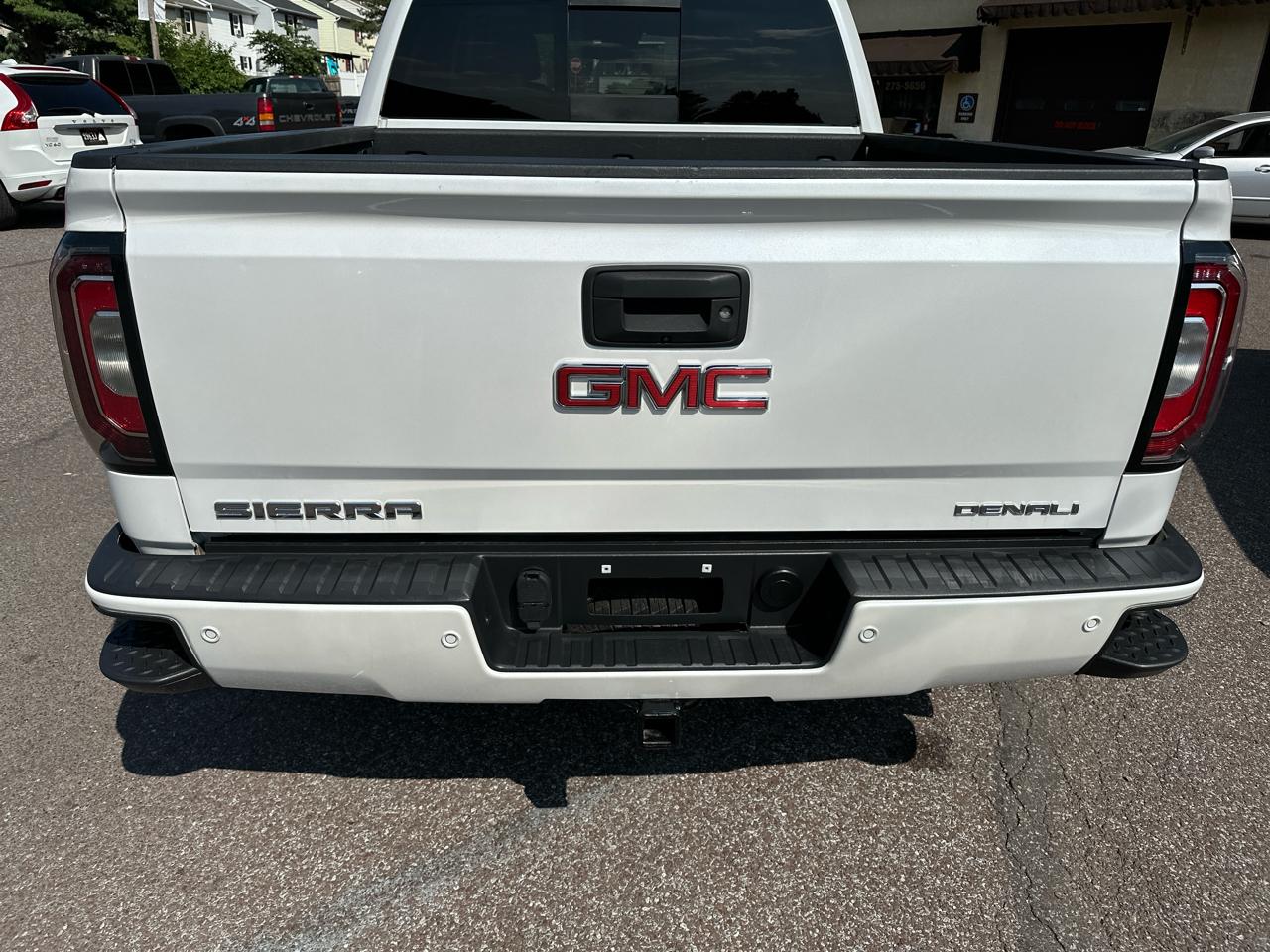 GMC Sierra 1500 Denali Crew Cab 4WD SWB 2018