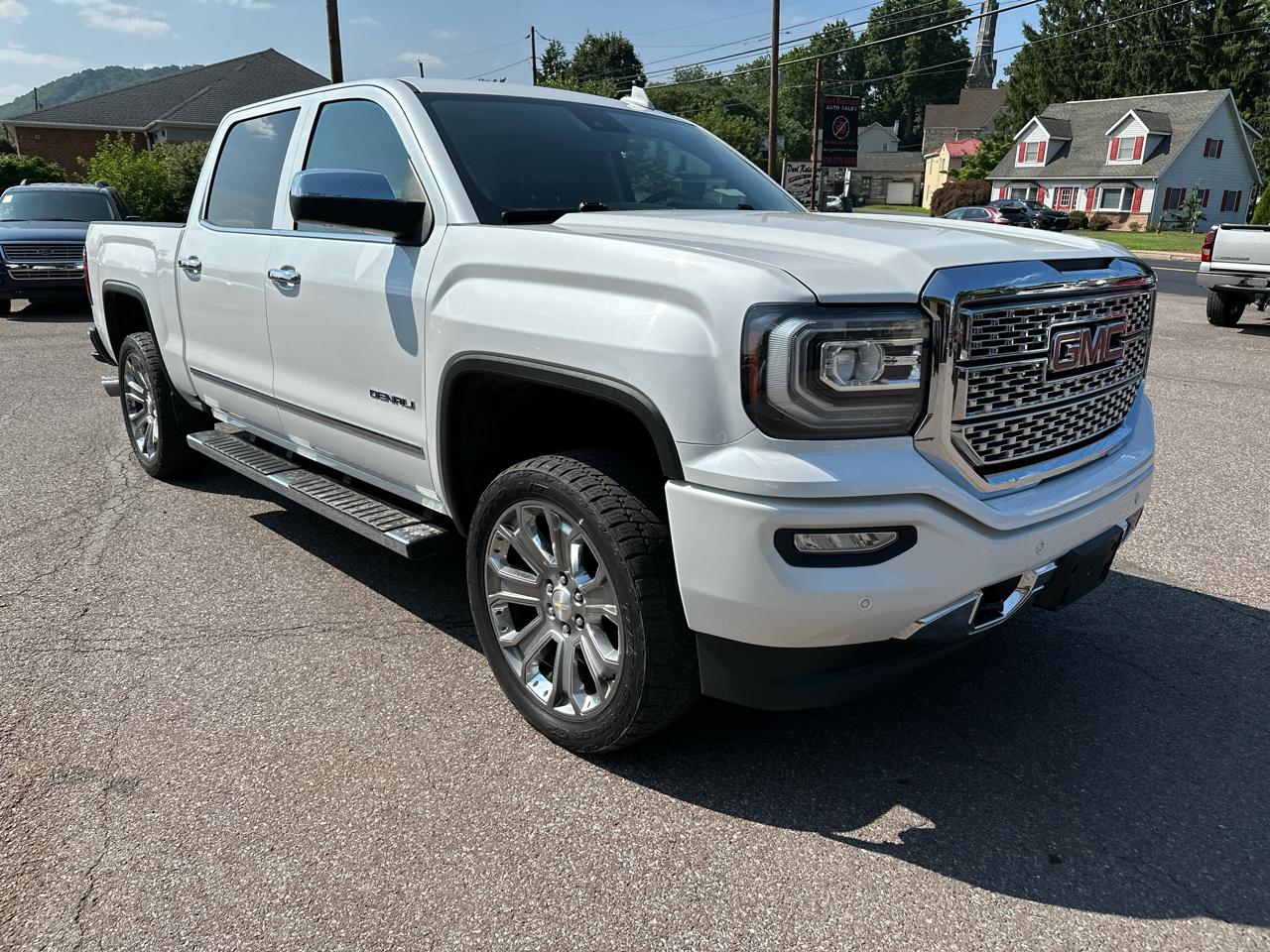 GMC Sierra 1500 Denali Crew Cab 4WD SWB 2018