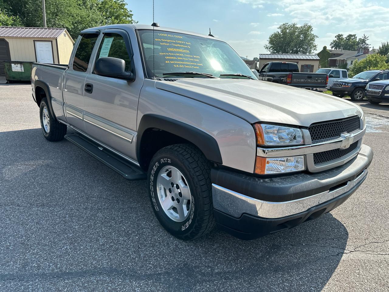 Chevrolet Silverado 1500 4WD Ext Cab 143.5" LT 2005