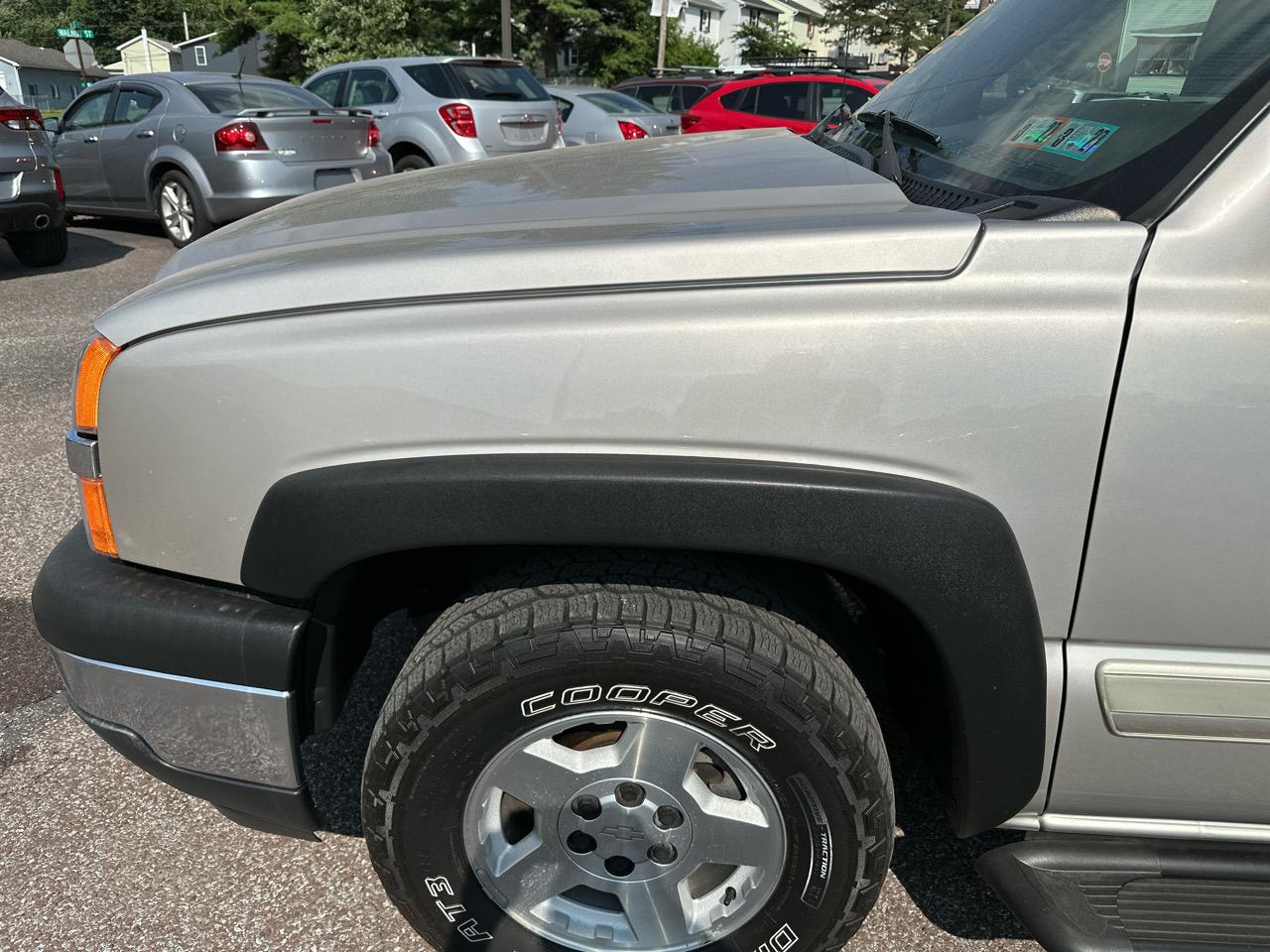 Chevrolet Silverado 1500 1LT Crew Cab 4WD 2005