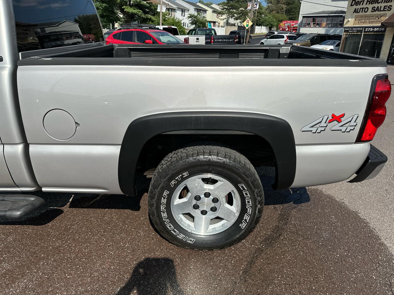Chevrolet Silverado 1500 1LT Crew Cab 4WD 2005
