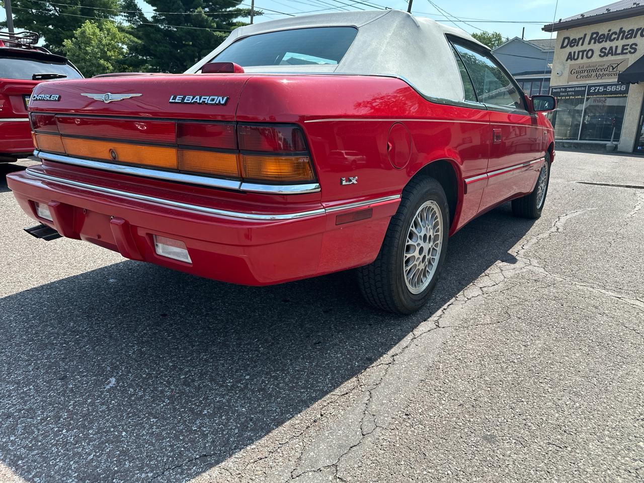 Chrysler LeBaron Convertible 1995