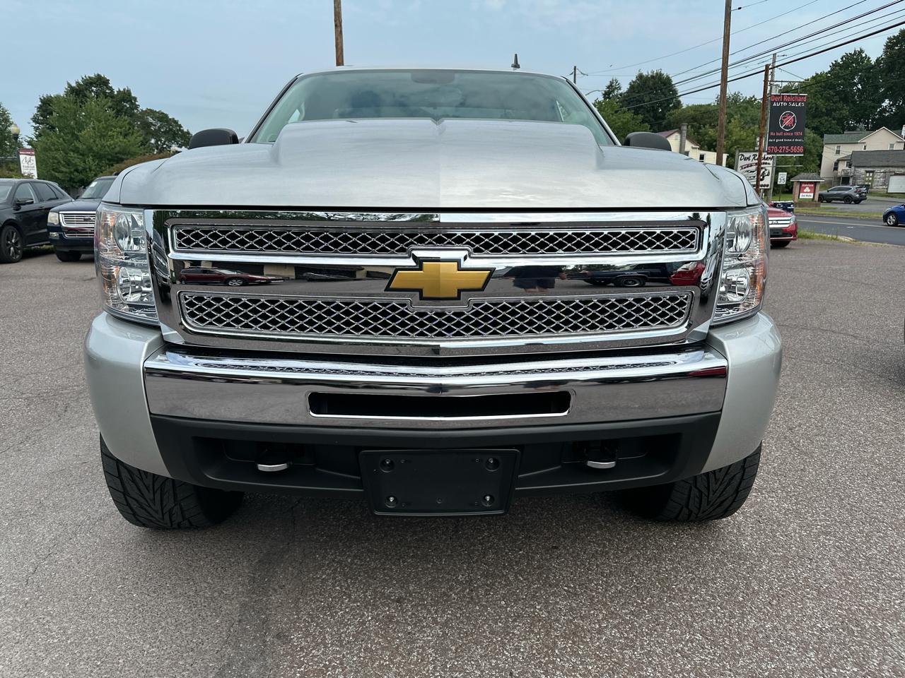 Chevrolet Silverado 1500 1LT Regular Cab 4WD 2011
