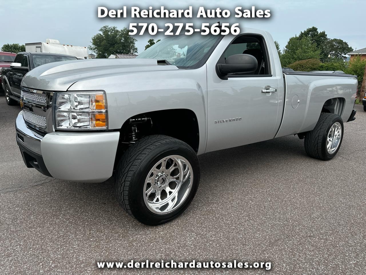 Chevrolet Silverado 1500 1LT Regular Cab 4WD 2011