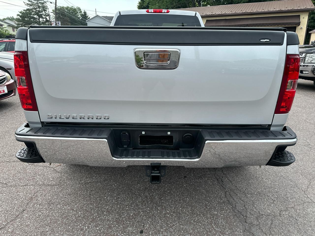Chevrolet Silverado 1500 1LT Regular Cab 4WD 2011