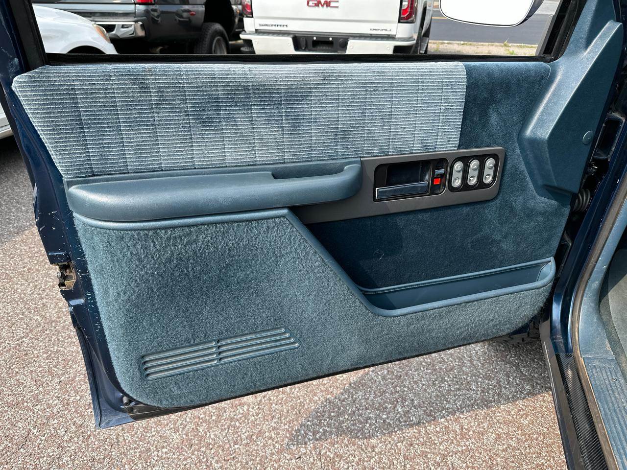 Chevrolet C/K 1500 Ext. Cab Sportside 4WD 1993