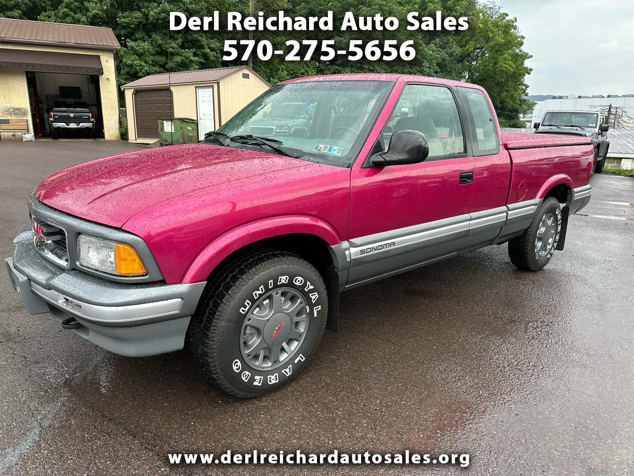 GMC Sonoma SLE Ext. Cab Short Bed 4WD 1994