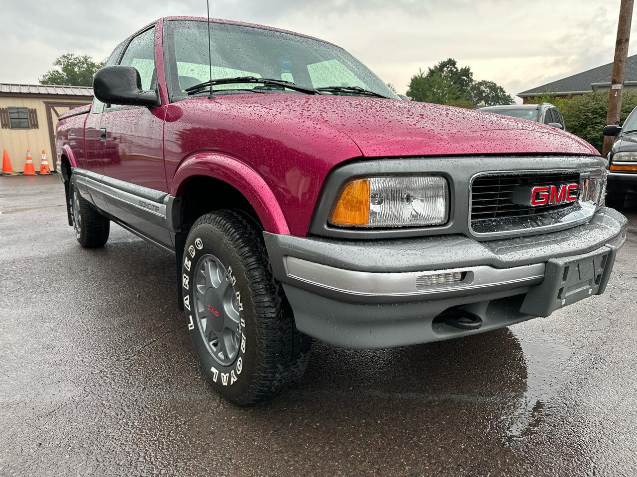 GMC Sonoma SLE Ext. Cab Short Bed 4WD 1994