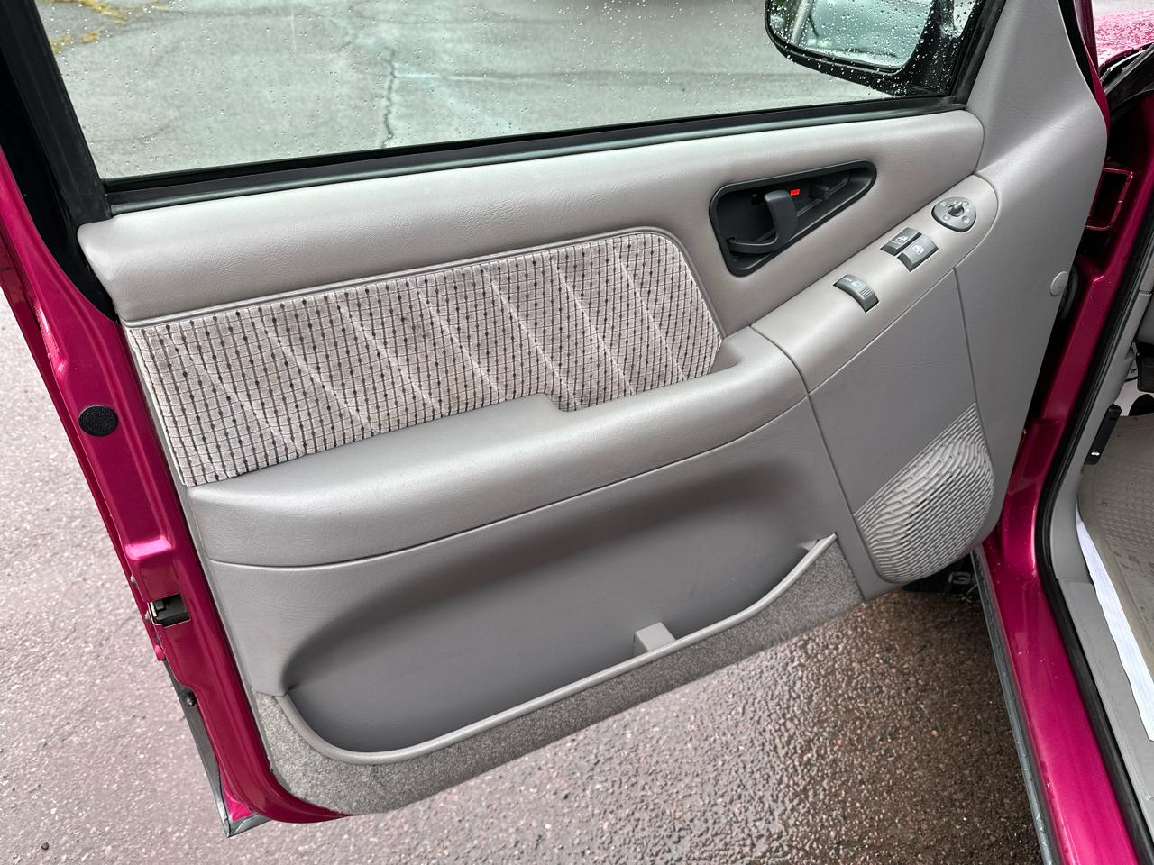 GMC Sonoma SLE Ext. Cab Short Bed 4WD 1994