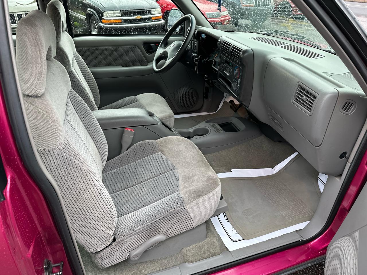 GMC Sonoma SLE Ext. Cab Short Bed 4WD 1994