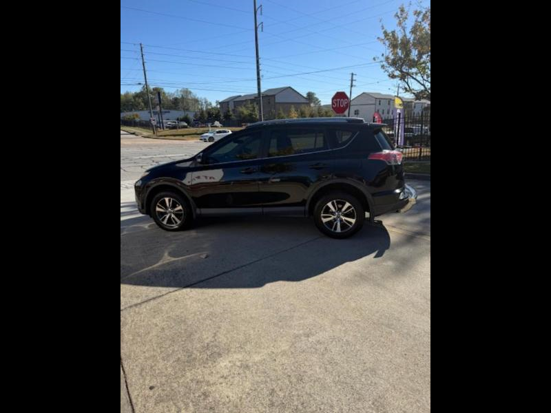 2017 Toyota RAV4 XLE AWD