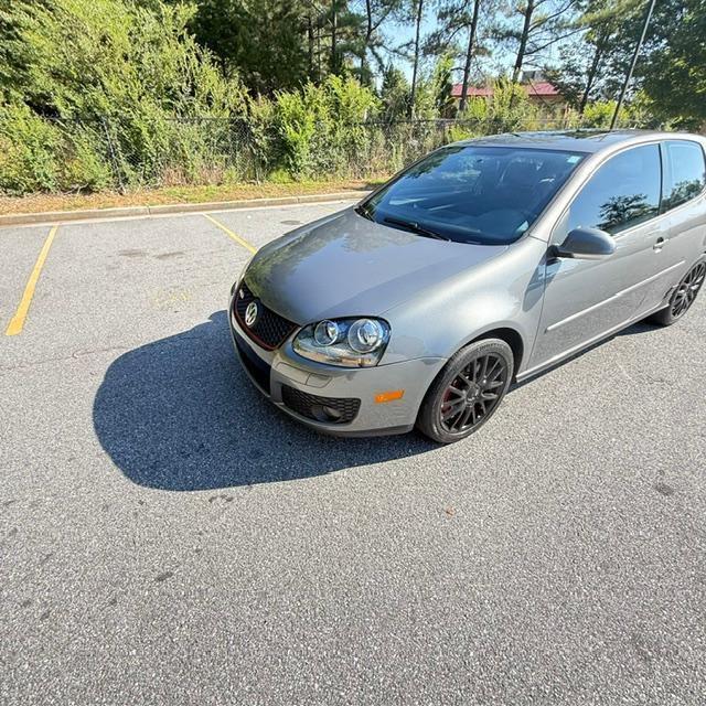 Volkswagen GTI photo 2