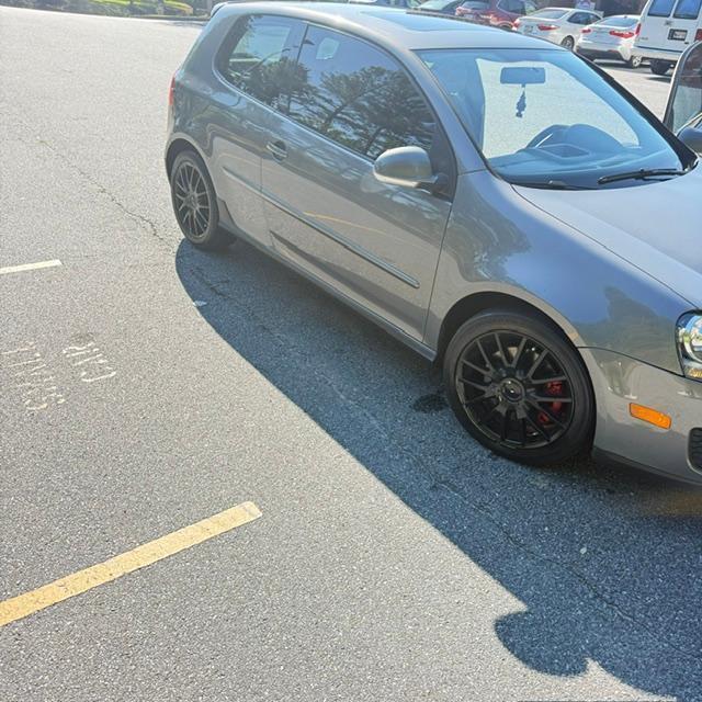 Volkswagen GTI photo 7