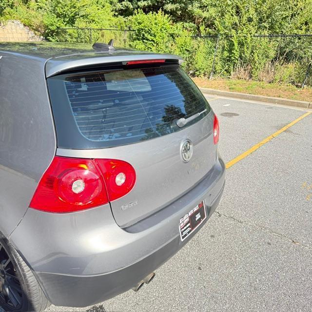 Volkswagen GTI photo 8
