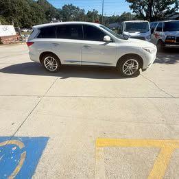 Infiniti JX35 photo 8