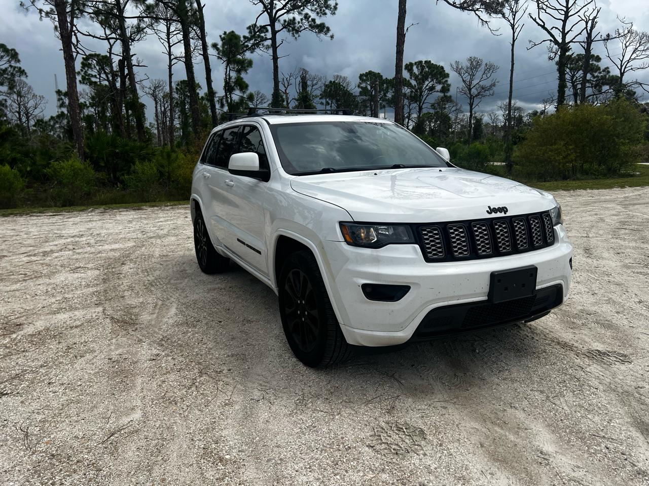 Jeep Grand Cherokee Laredo 4WD 2017