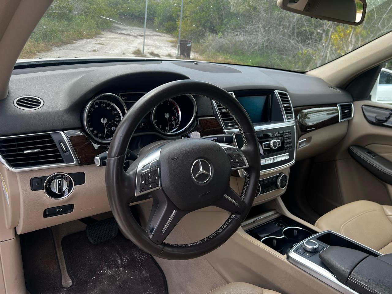 Mercedes-Benz M-Class ML350 4MATIC 2014