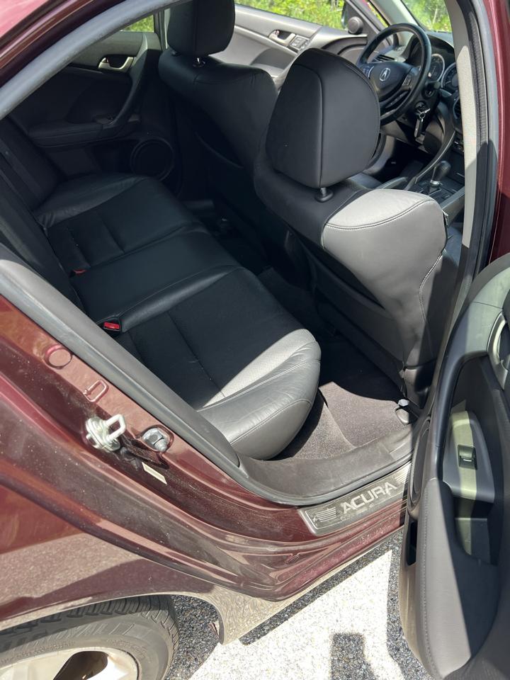Acura TSX 5-speed AT 2010