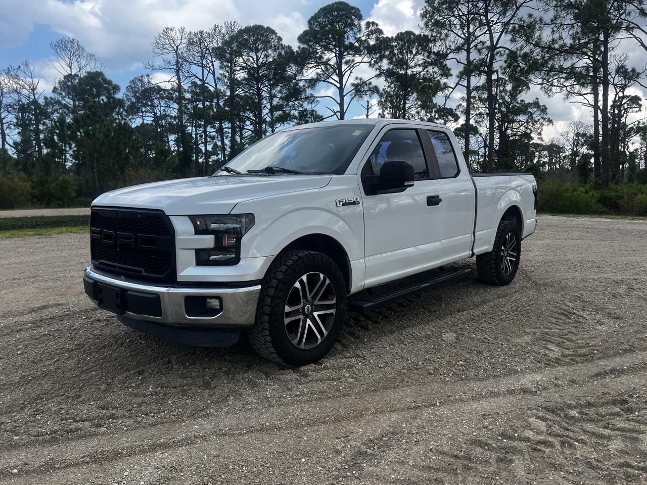 2015 Ford F-150 XL SuperCab 8-ft. 2WD