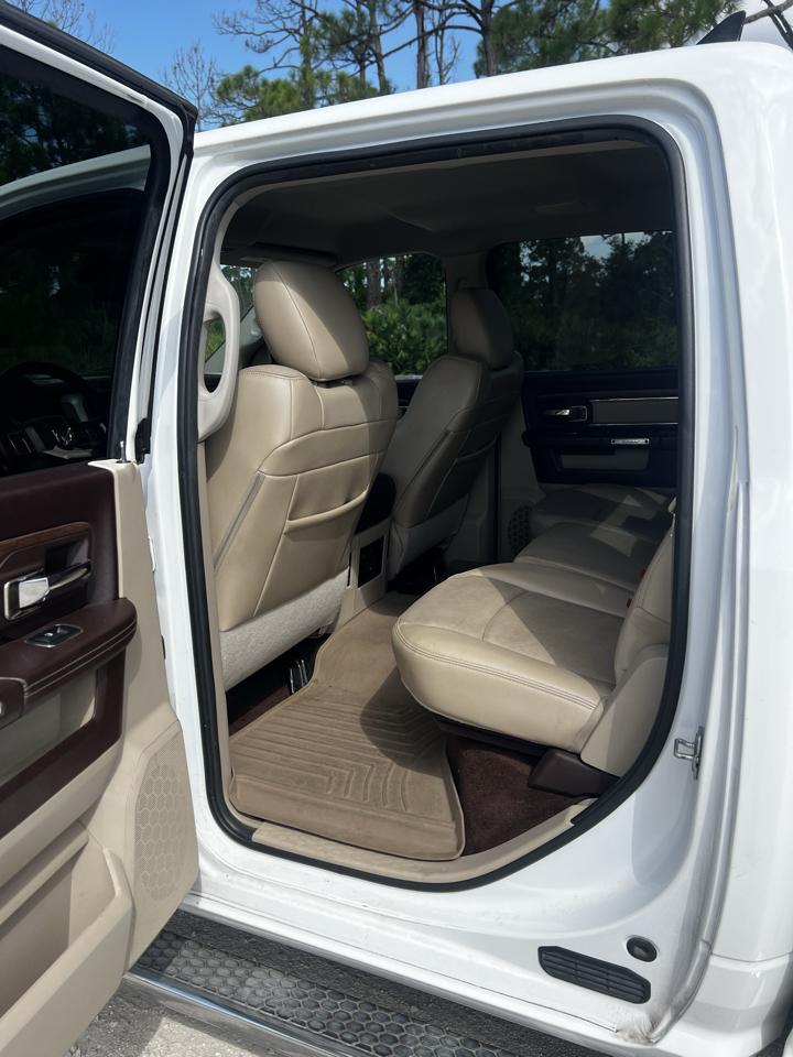 RAM 1500 Laramie Crew Cab SWB 4WD 2016