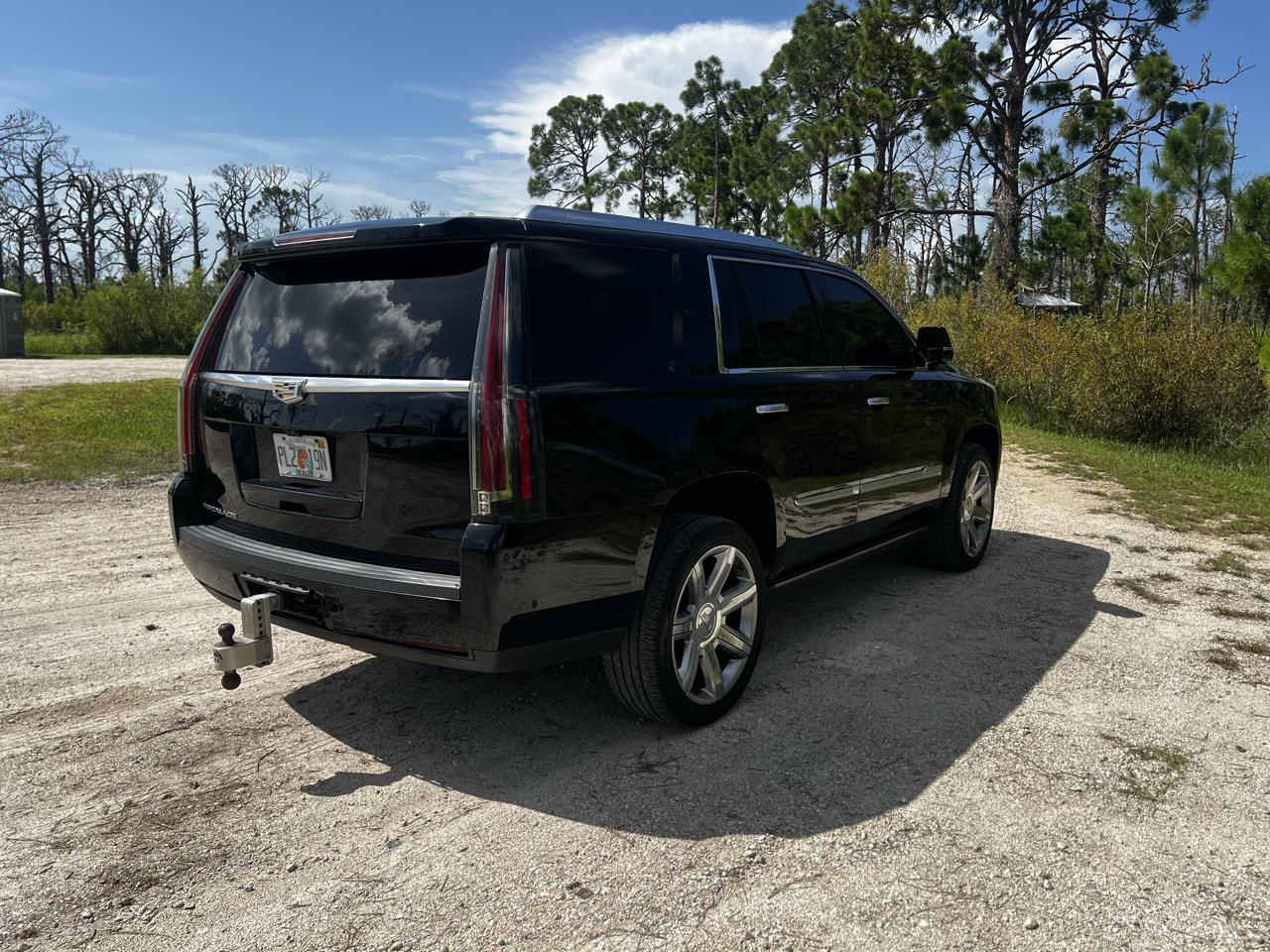 Cadillac Escalade Premium 2WD 2018