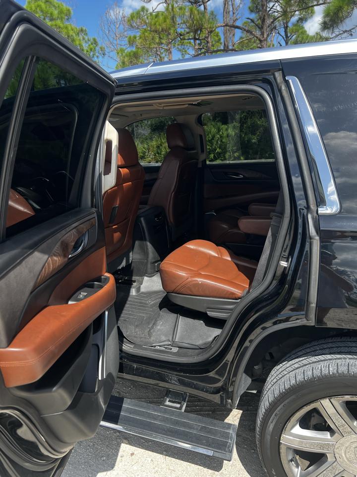 Cadillac Escalade Premium 2WD 2018