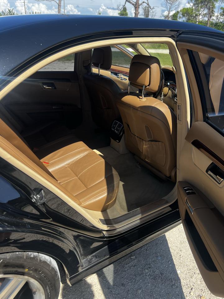 Mercedes-Benz S-Class S550 2009