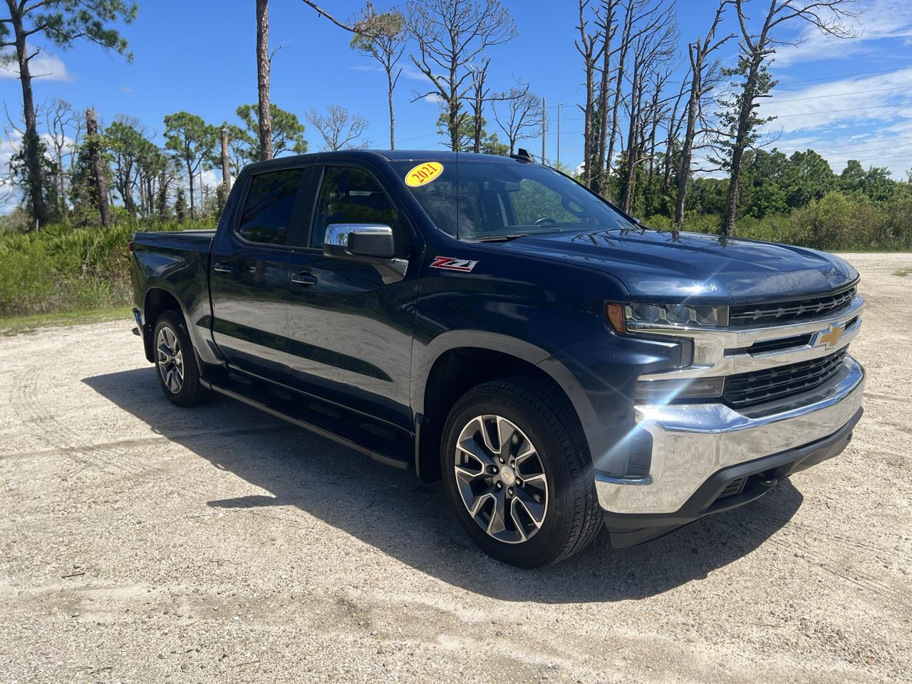 Chevrolet Silverado 1500 LT Crew Cab 4WD 2021