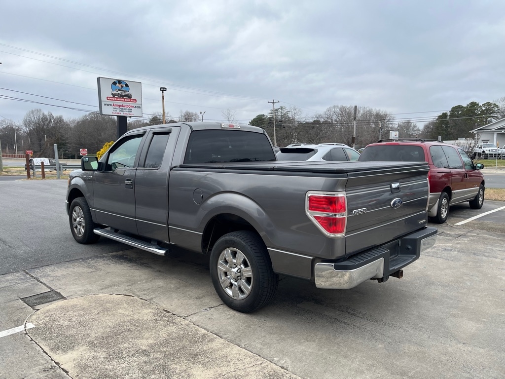 2012 Ford F-150 XL SuperCab 8-ft. Bed 2WD