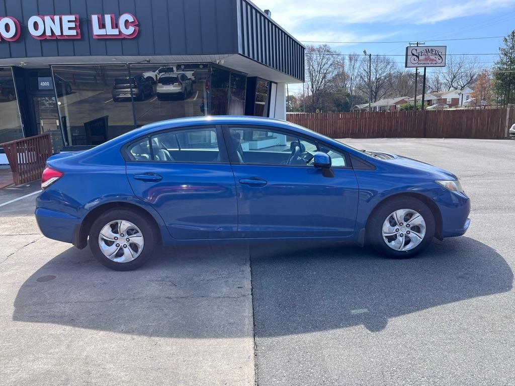 Honda Civic LX Sedan 5-Speed AT 2013