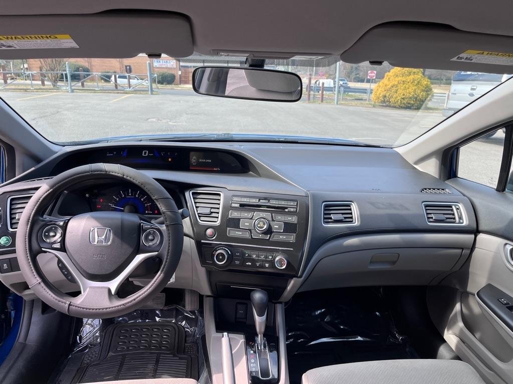 Honda Civic LX Sedan 5-Speed AT 2013