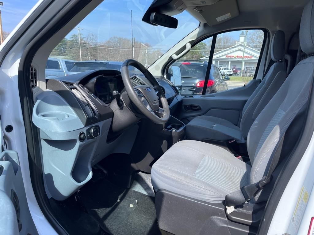 Ford Transit 150 Van Low Roof w/Sliding Pass. 130-in. WB 2019