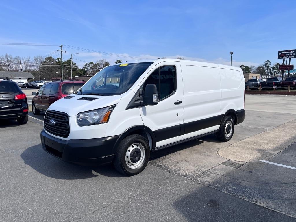 2019 Ford Transit 150 Van Low Roof w/Sliding Pass. 130-in. WB