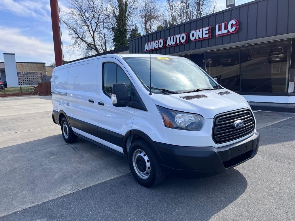 Ford Transit 150 Van Low Roof w/Sliding Pass. 130-in. WB 2019