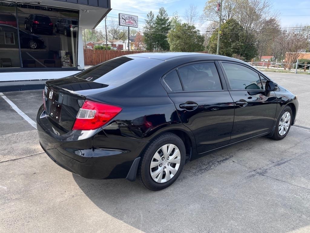 Honda Civic LX Sedan 5-Speed AT 2012