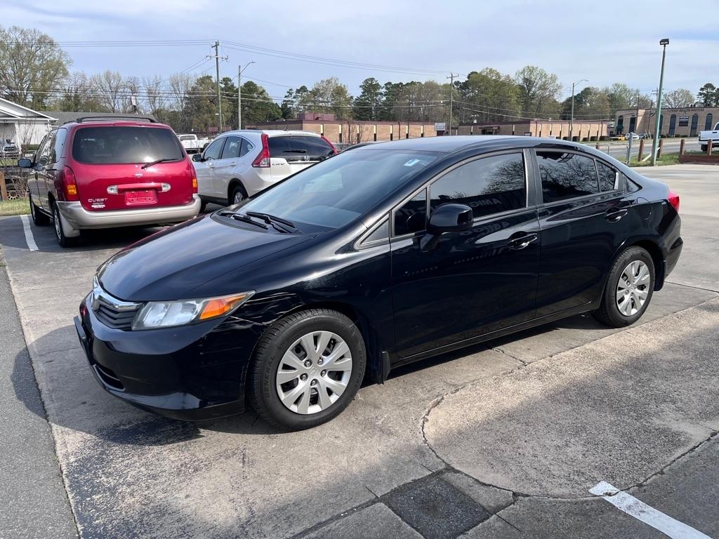 Honda Civic LX Sedan 5-Speed AT 2012