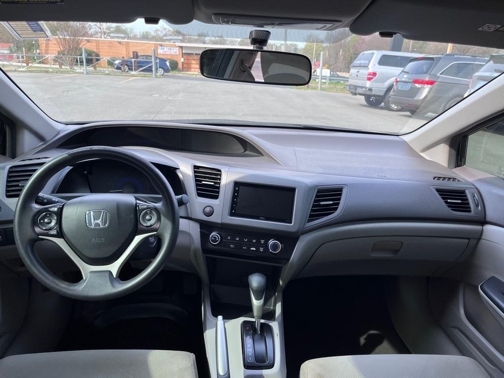 Honda Civic LX Sedan 5-Speed AT 2012