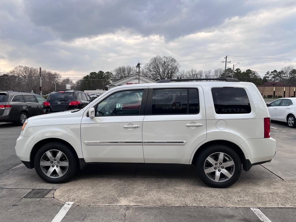 Honda Pilot Touring 4WD 5-Spd AT with DVD 2014