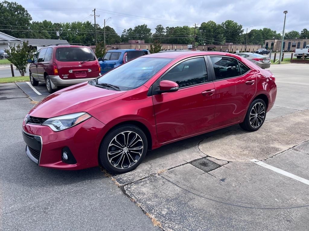 Toyota Corolla LE CVT 2015