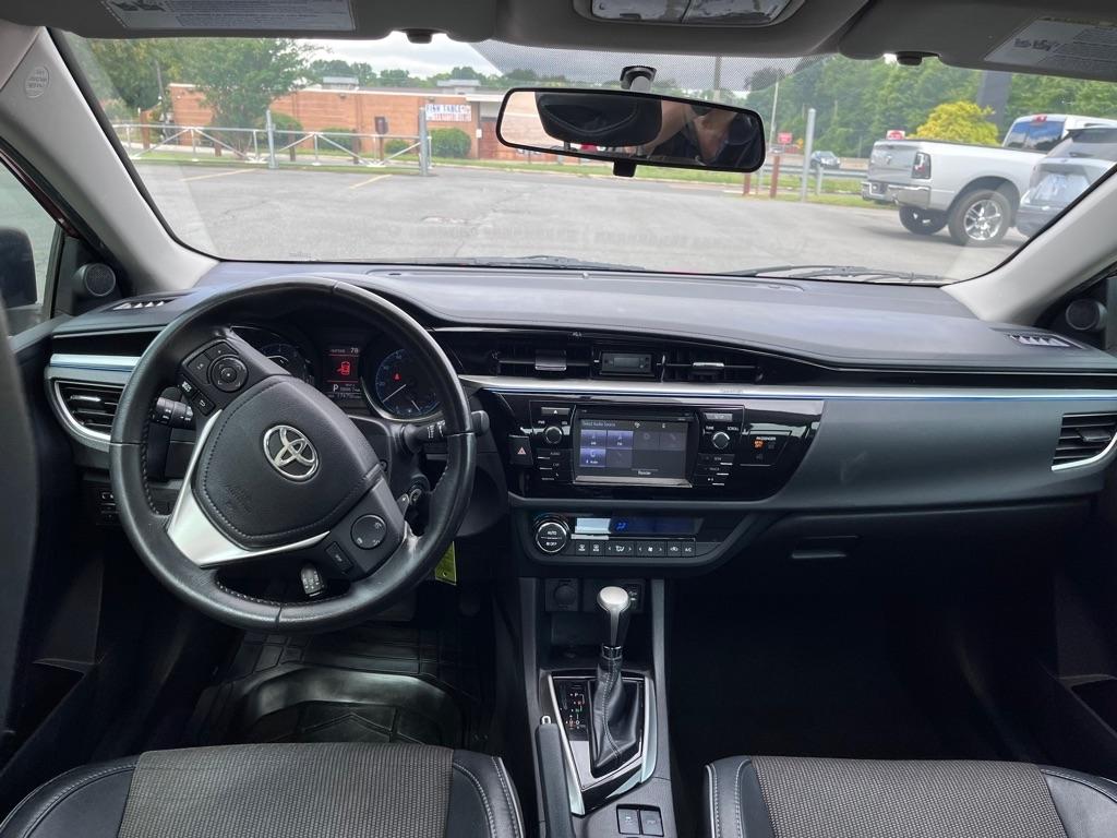 Toyota Corolla LE CVT 2015