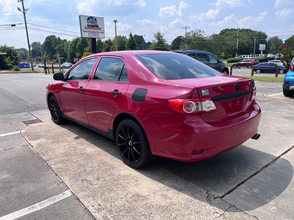 Toyota Corolla S 5-Speed MT 2013