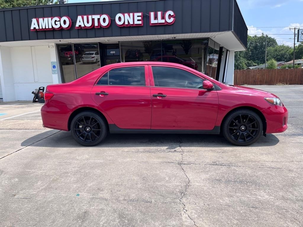Toyota Corolla S 5-Speed MT 2013