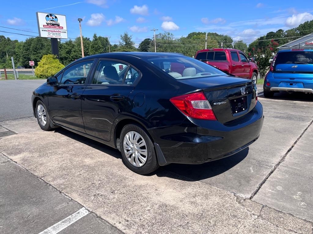 Honda Civic LX Sedan 5-Speed AT 2012