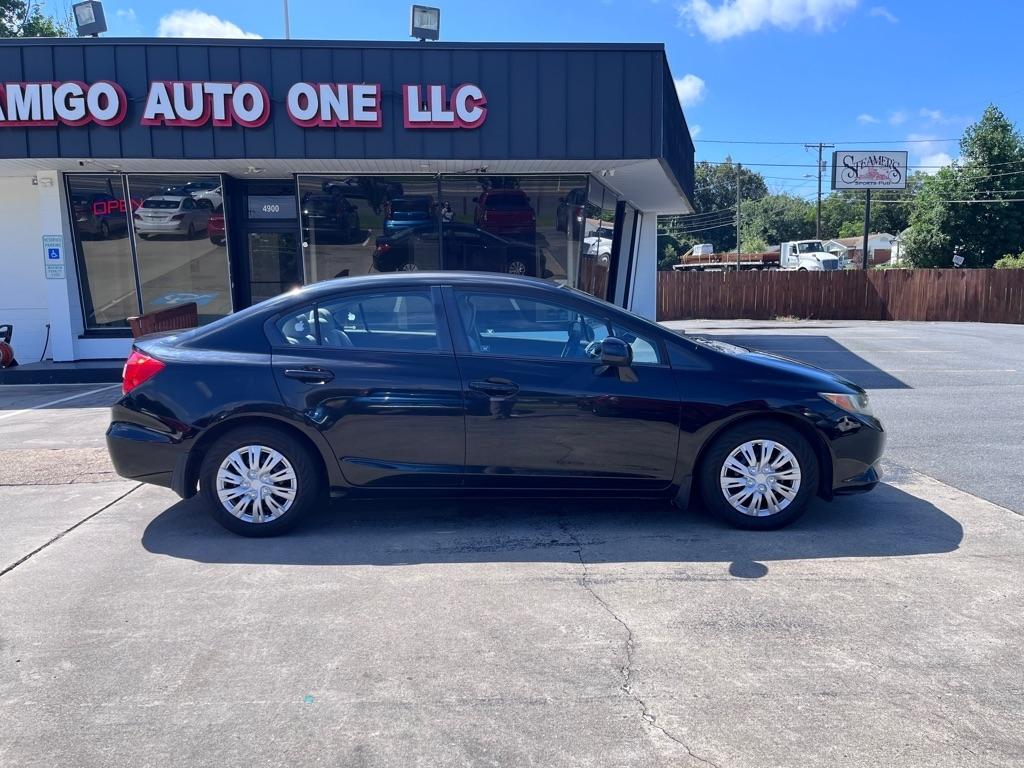 Honda Civic LX Sedan 5-Speed AT 2012
