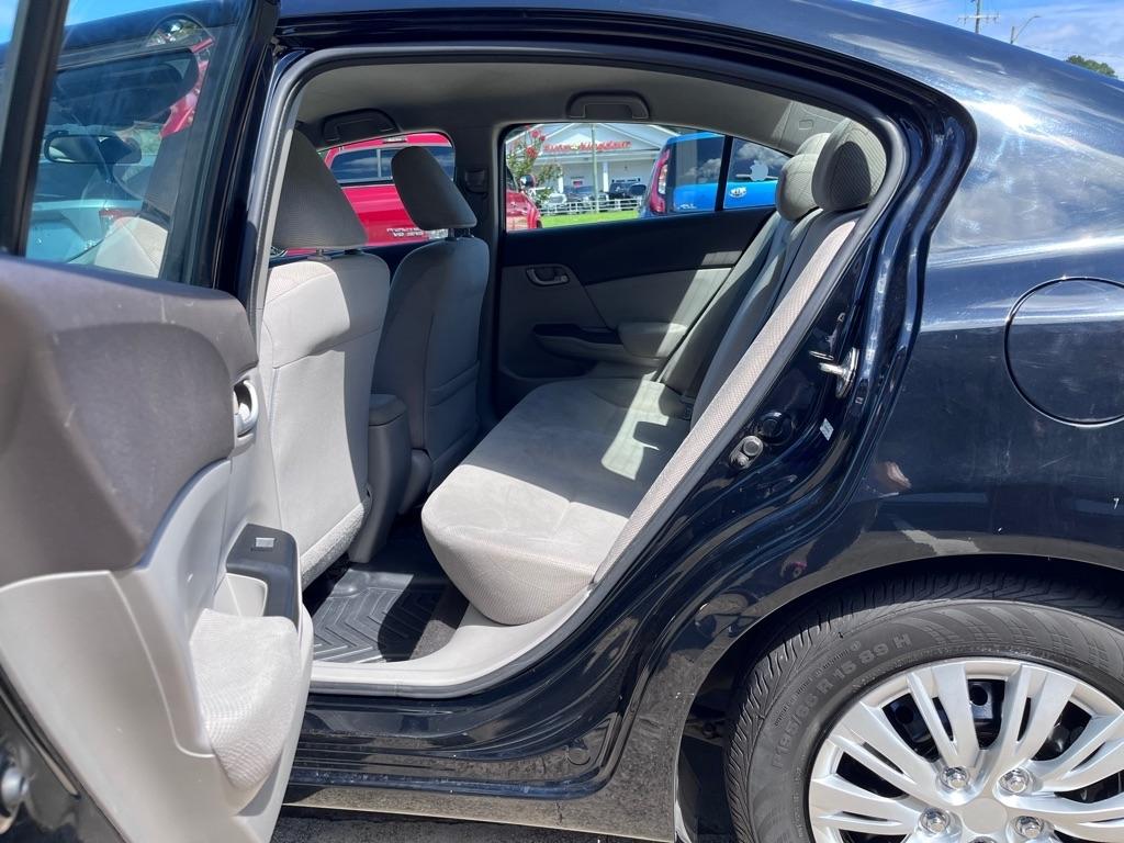 Honda Civic LX Sedan 5-Speed AT 2012