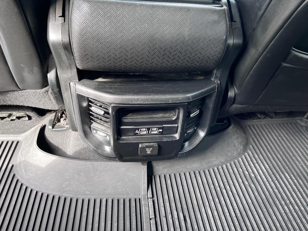 RAM 1500 Laramie Crew Cab LWB 4WD 2019