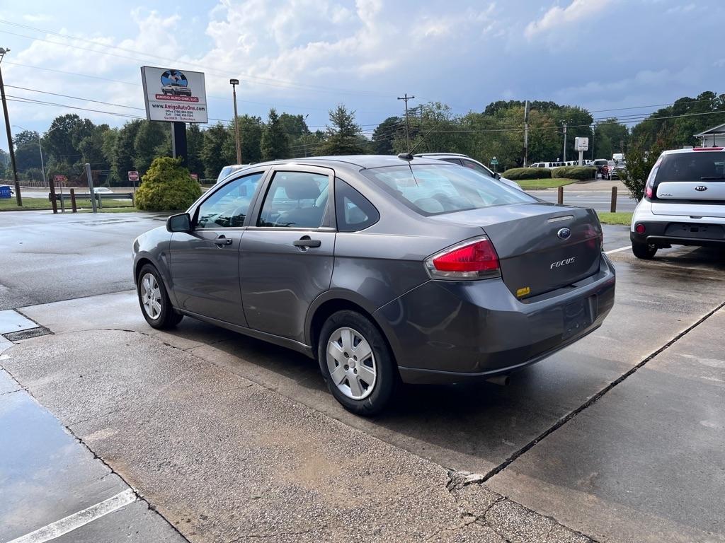 Ford Focus S Sedan 2011