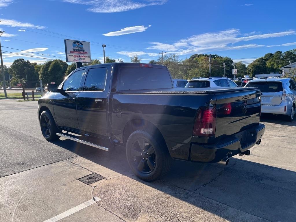 RAM 1500 Tradesman Crew Cab SWB 2WD 2015